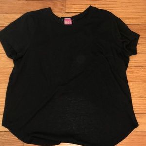Cropped tee shirt with studs
